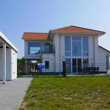 Holiday home Kristall Trent